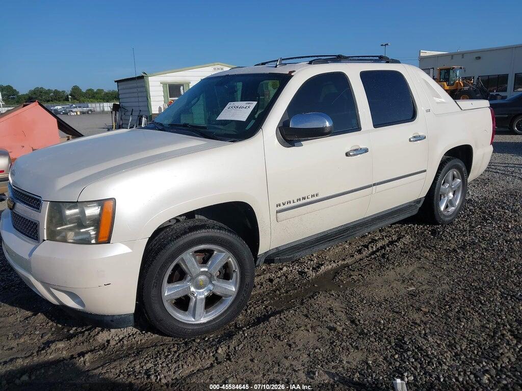 3GNTKGE35BG226964 2011 CHEVROLET AVALANCHE 1500 photo no. 2