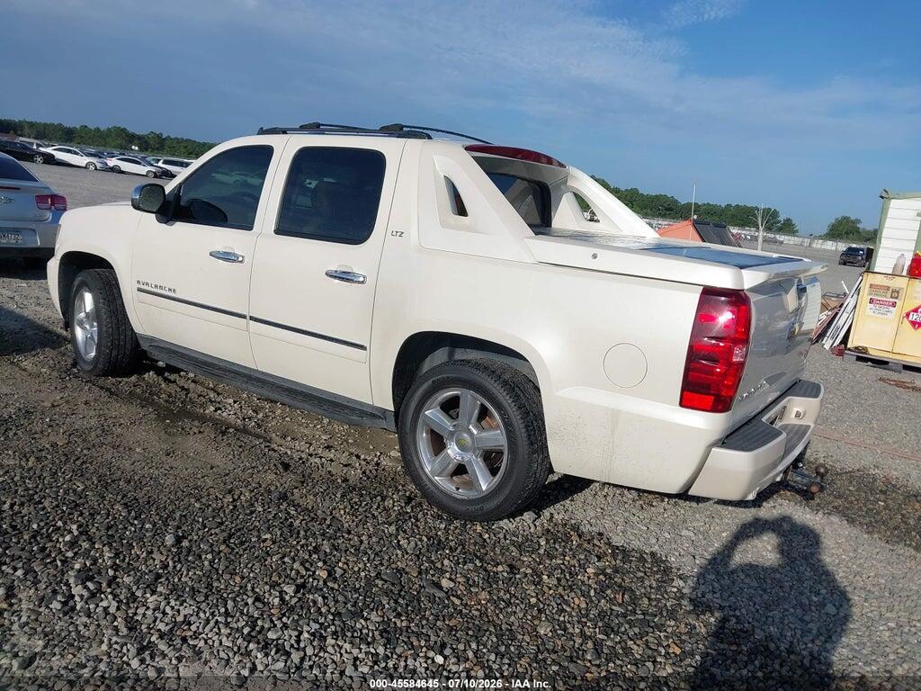 3GNTKGE35BG226964 2011 CHEVROLET AVALANCHE 1500 photo no. 3