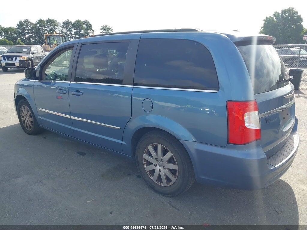 2A4RR8DG5BR758745 2011 CHRYSLER TOWN & COUNTRY photo no. 3