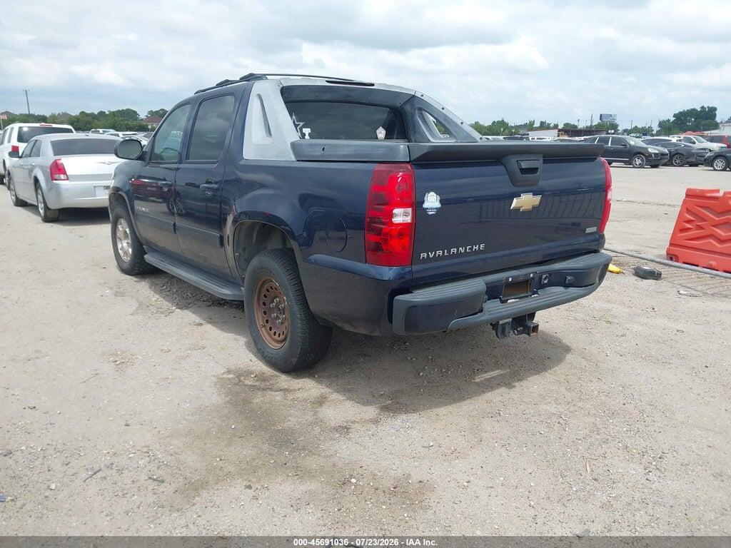 3GNMCEE06BG326793 2011 CHEVROLET AVALANCHE 1500 photo no. 3