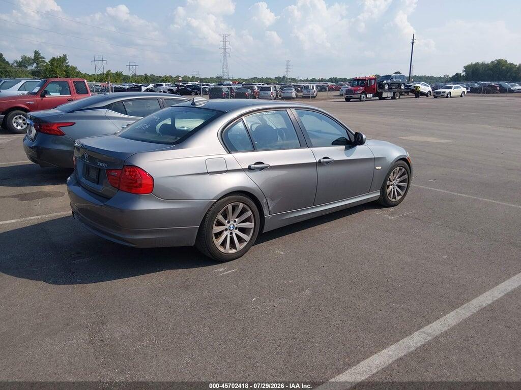 WBAPH7C50BE461712 2011 BMW 328I photo no. 4