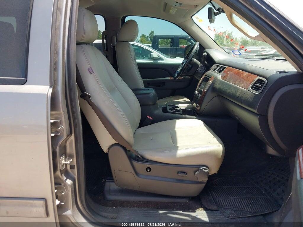 1GNSCAE02CR293891 2012 CHEVROLET TAHOE photo no. 5