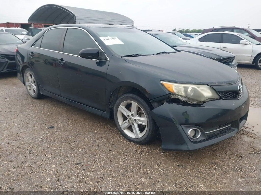 4T1BF1FK7EU379256 2014 TOYOTA CAMRY photo no. 1
