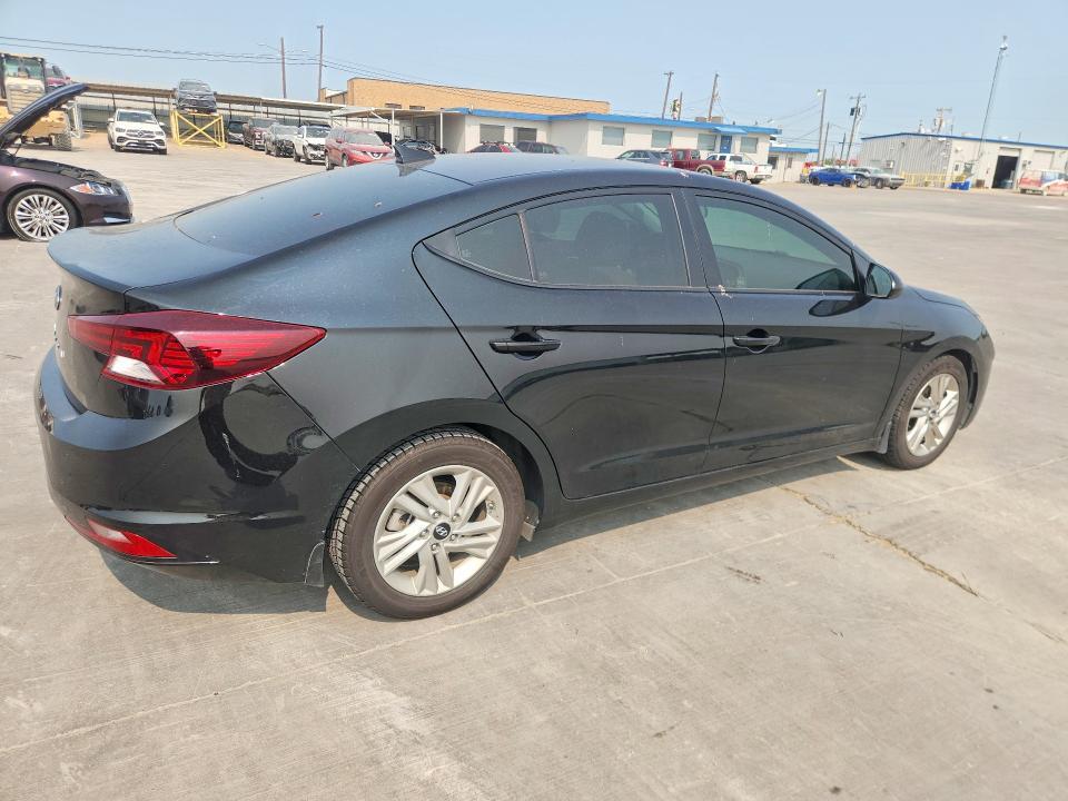 2020 HYUNDAI ELANTRA SEL — Фото 3 из 12
