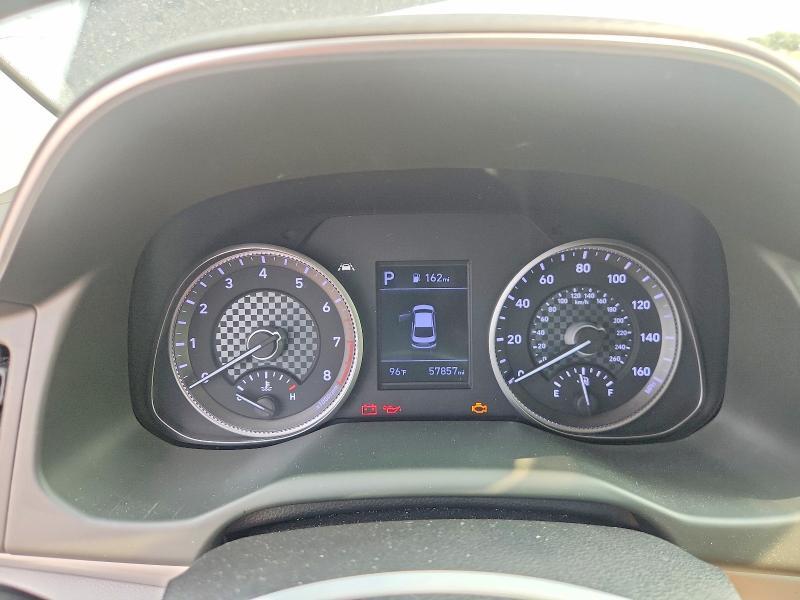 2020 HYUNDAI ELANTRA SEL — Фото 9 из 12
