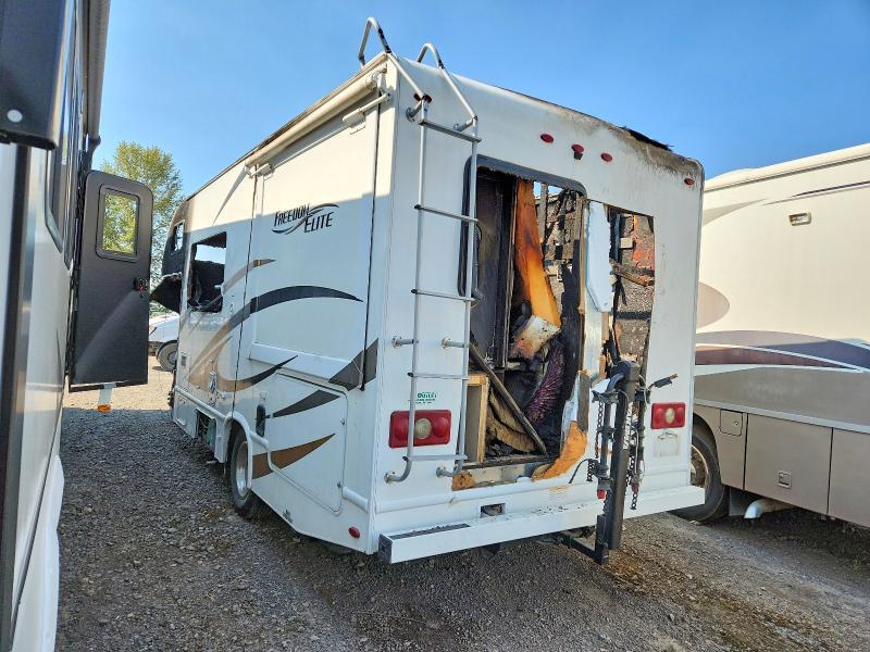 1FDWE3FS4HDC32672 2017 FREEDOM RECREATIONAL VEHICLE (RV) photo no. 3
