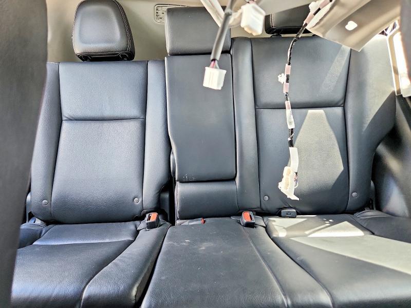 2017 TOYOTA RAV4 LIMITED — Фото 10 из 14
