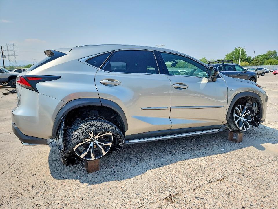 2016 LEXUS NX 200T F SPORT — Фото 3 из 13