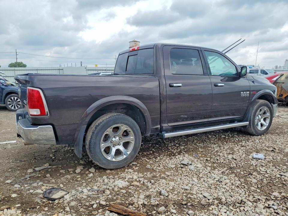 2016 RAM 1500 LARAMIE 4WD 3.0L V6 TDSL — Фото 3 из 12
