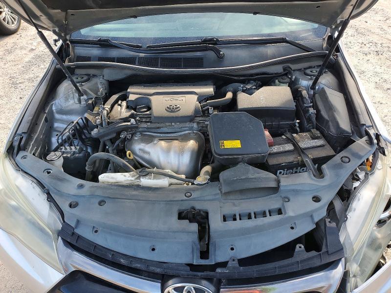2015 TOYOTA CAMRY SE — Фото 12 из 13