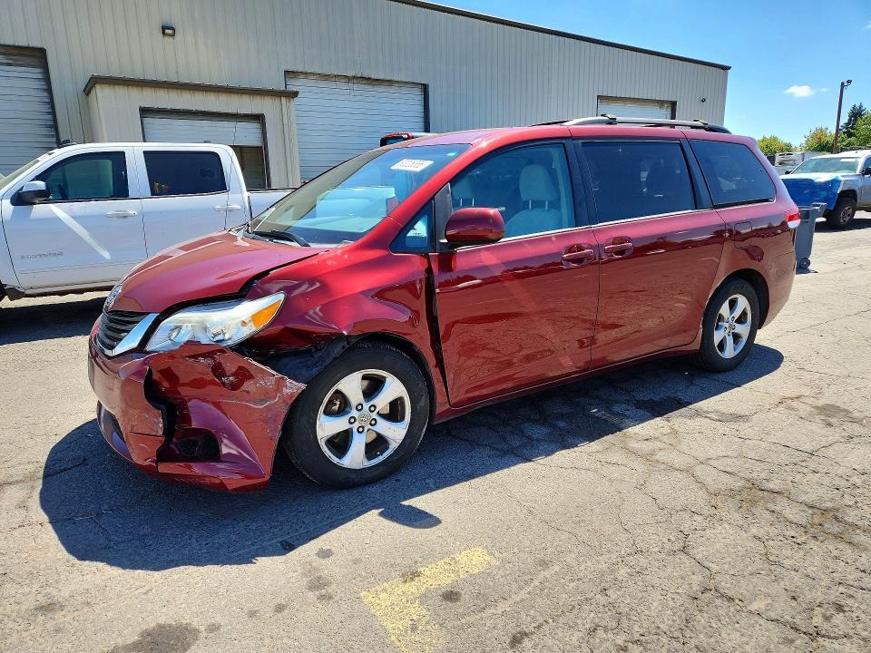 2013 TOYOTA SIENNA 5TDKK3DC6DS318006