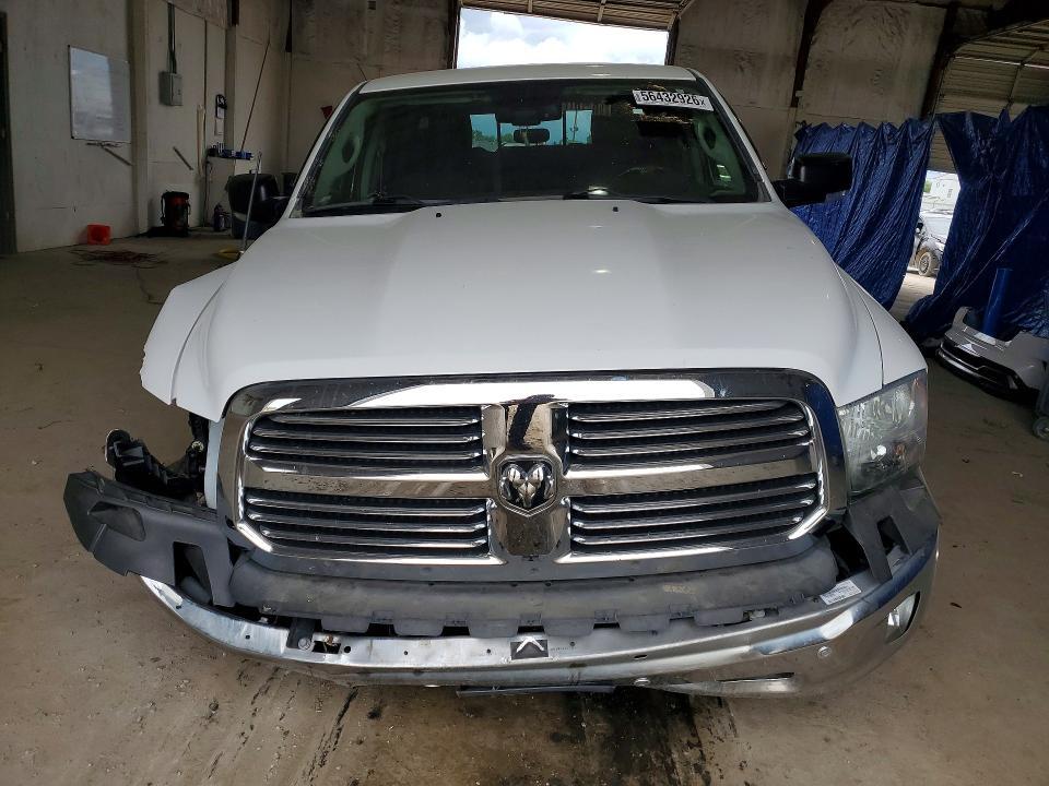 2016 RAM 1500 SLT — Фото 5 из 12