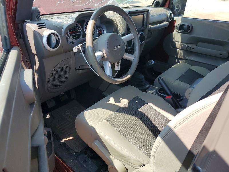 2010 JEEP WRANGLER SAHARA — Фото 8 из 13