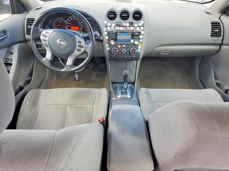 2010 NISSAN ALTIMA 2.5 — Фото 8 из 12