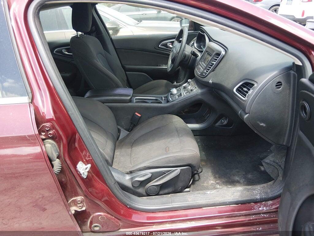 1C3CCCAB6GN174582 2016 CHRYSLER 200 photo no. 5