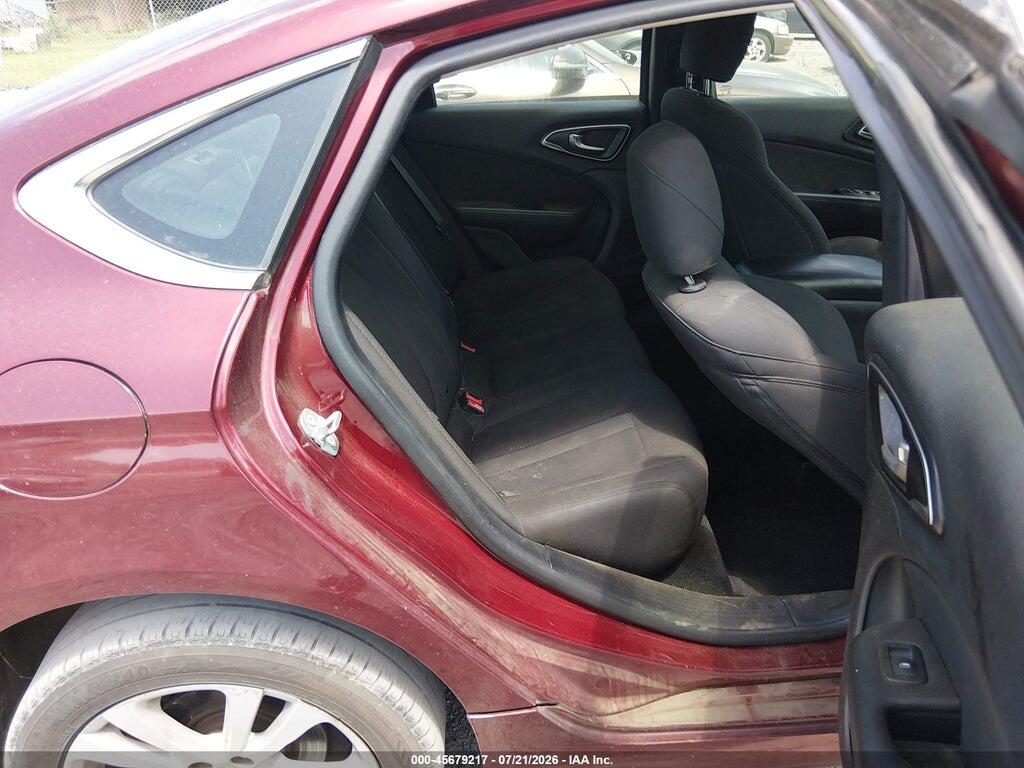 1C3CCCAB6GN174582 2016 CHRYSLER 200 photo no. 8