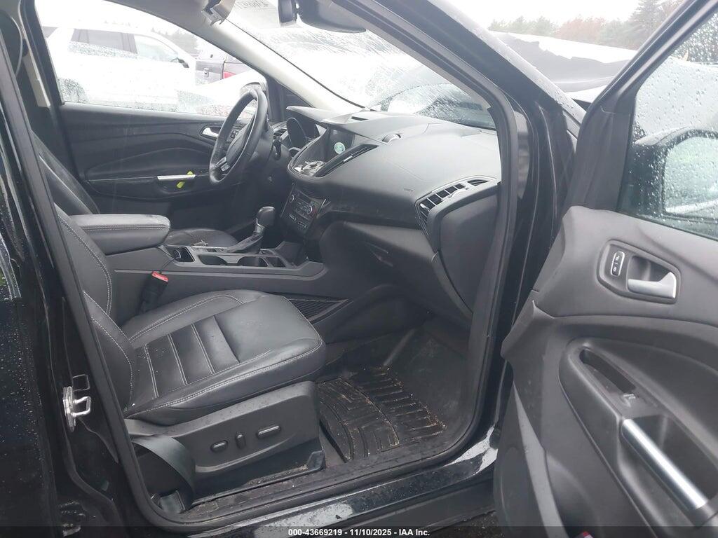 1FMCU9J94JUB92497 2018 FORD ESCAPE photo no. 5