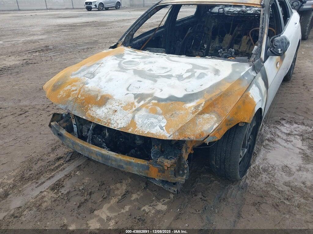 KMHLM4DG7SU960052 2025 HYUNDAI ELANTRA photo no. 12