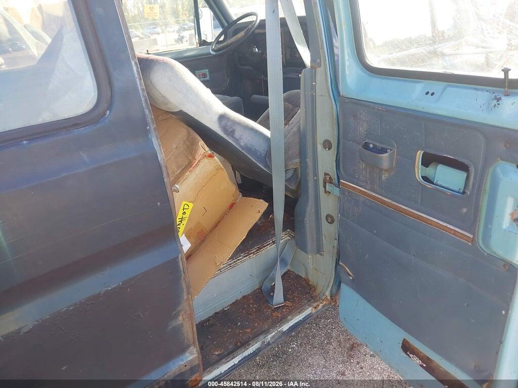 1FMEE11N0JHA11392 1988 FORD ECONOLINE photo no. 8