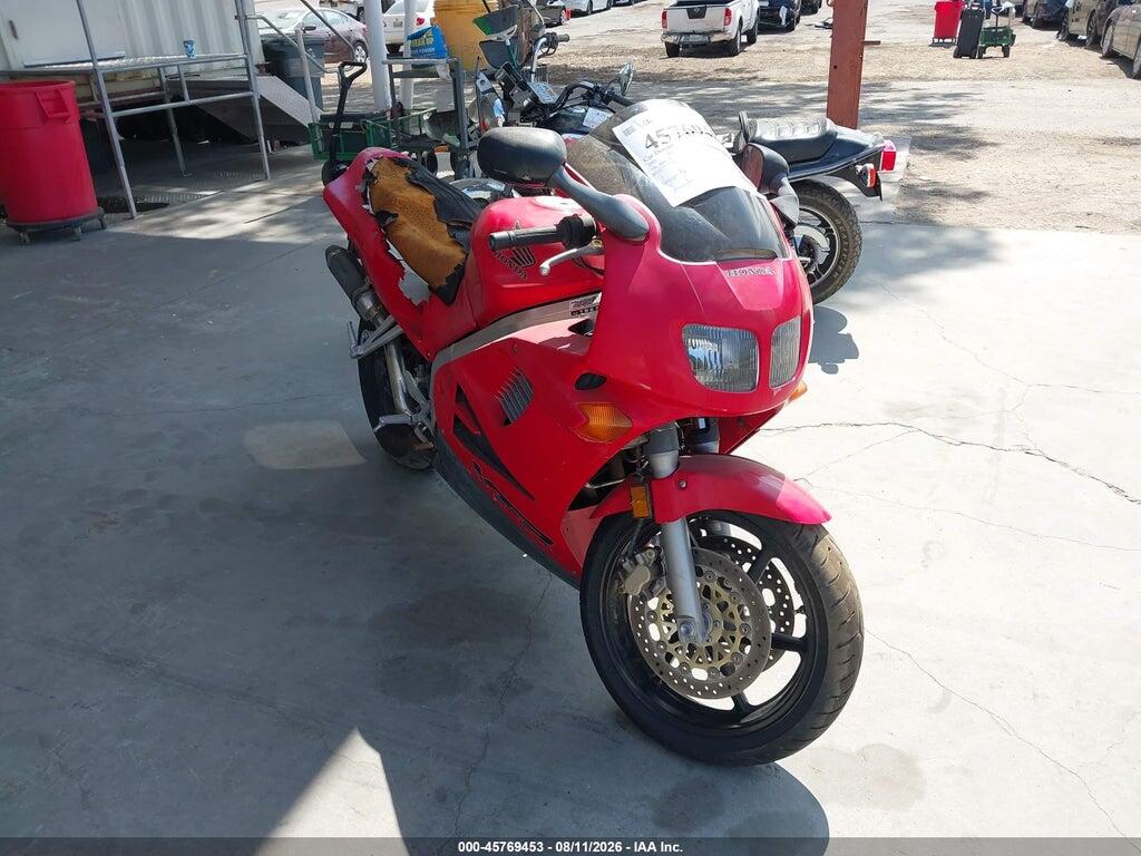 JH2RC3602VM700648 1997 HONDA VFR750 photo no. 1