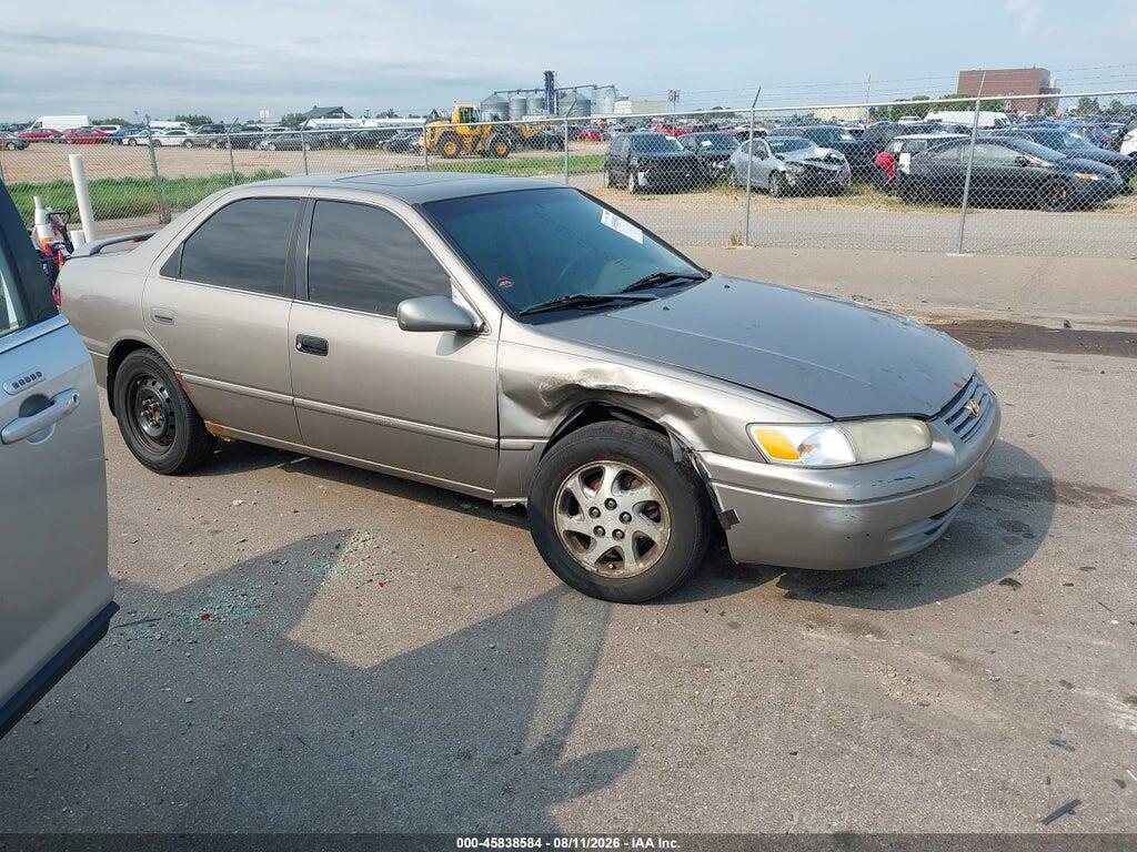 4T1BF28K4WU054519 1998 TOYOTA CAMRY photo no. 1