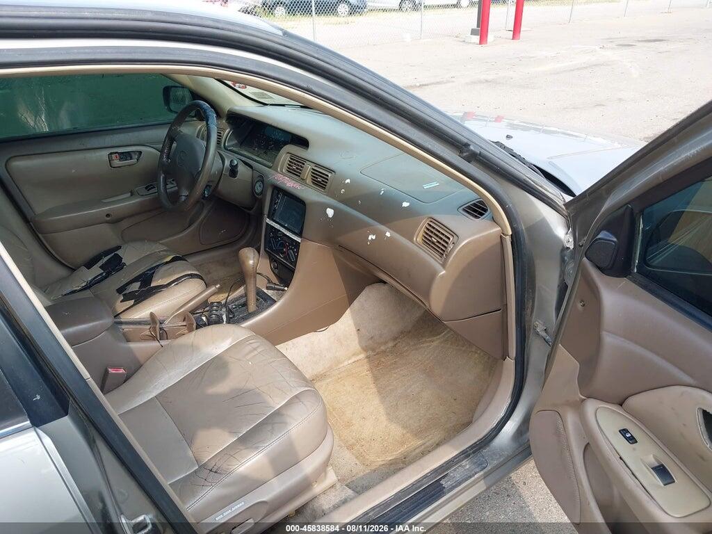 4T1BF28K4WU054519 1998 TOYOTA CAMRY photo no. 5