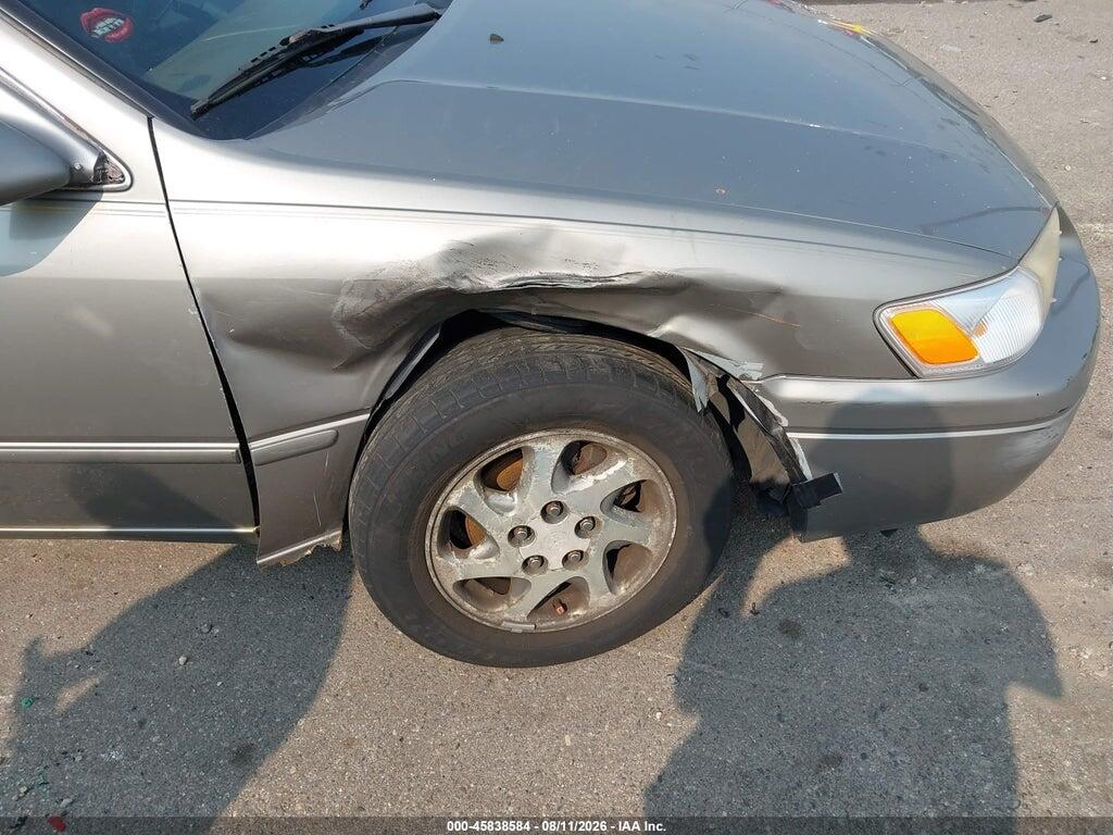 4T1BF28K4WU054519 1998 TOYOTA CAMRY photo no. 6