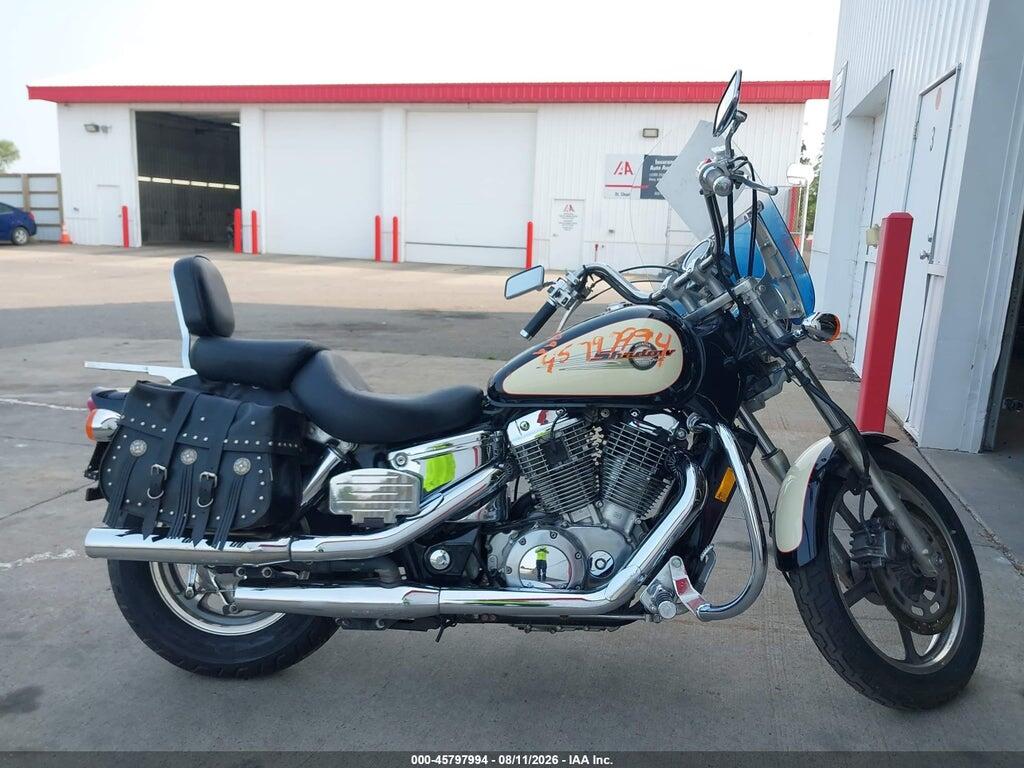 1HFSC1809WA201690 1998 HONDA VT1100 photo no. 12