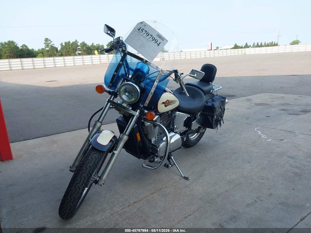 1HFSC1809WA201690 1998 HONDA VT1100 photo no. 2