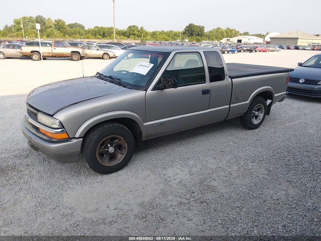 1GCCS1942Y8145637 2000 CHEVROLET S-10 photo no. 2