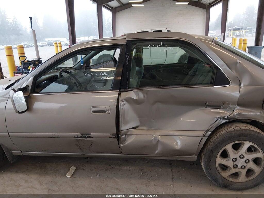 JT2BF22K210340066 2001 TOYOTA CAMRY photo no. 6