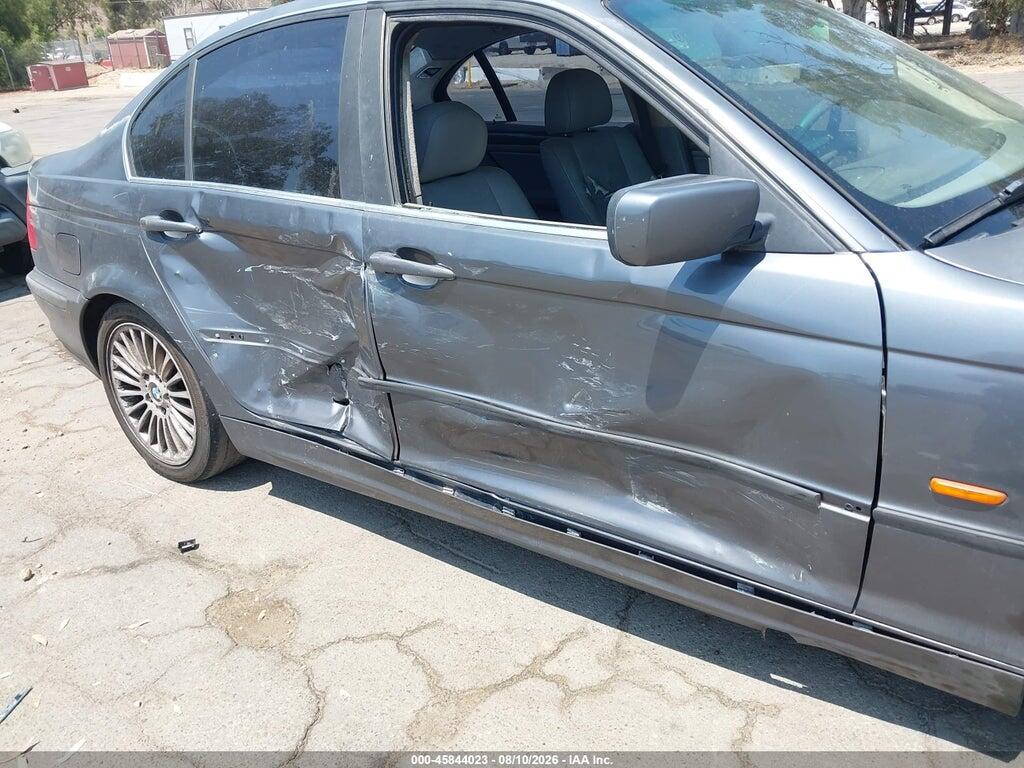WBAAV53441FJ70455 2001 BMW 330I photo no. 12