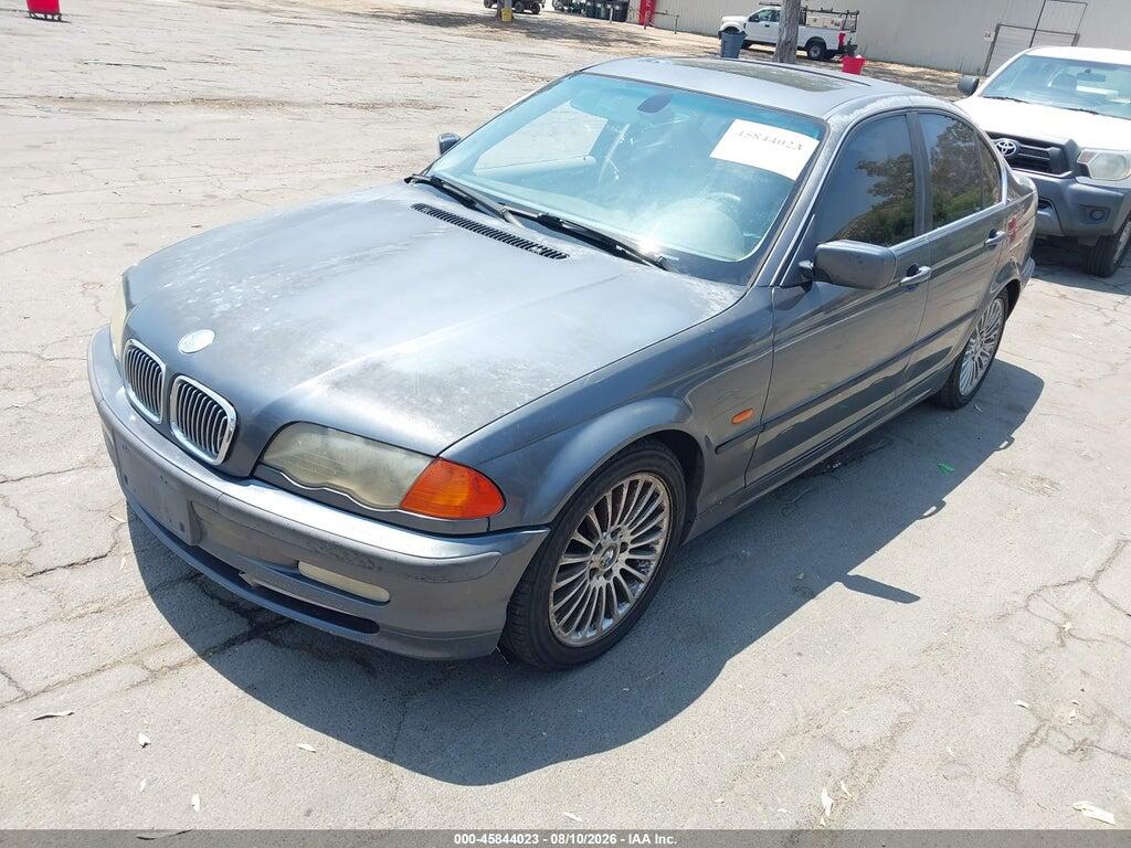 WBAAV53441FJ70455 2001 BMW 330I photo no. 2