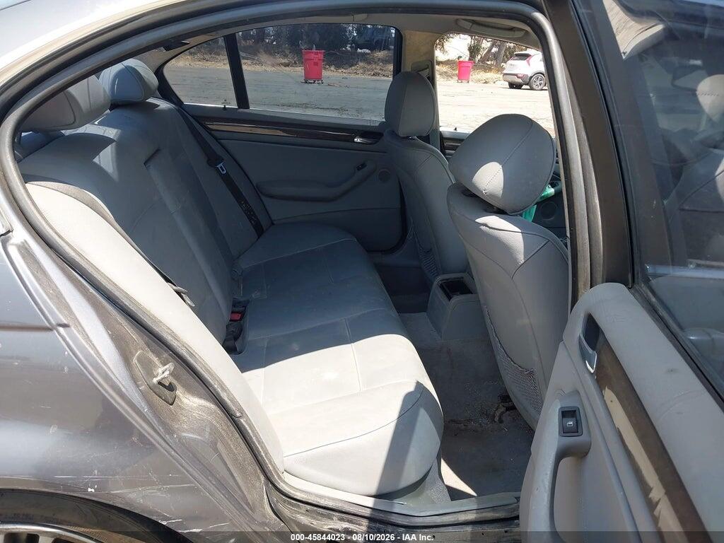 WBAAV53441FJ70455 2001 BMW 330I photo no. 8