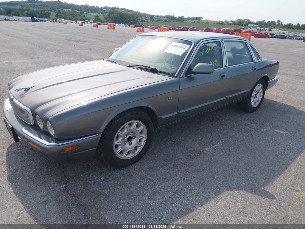 SAJDA14C82LF44969 2002 JAGUAR XJ8 photo no. 2