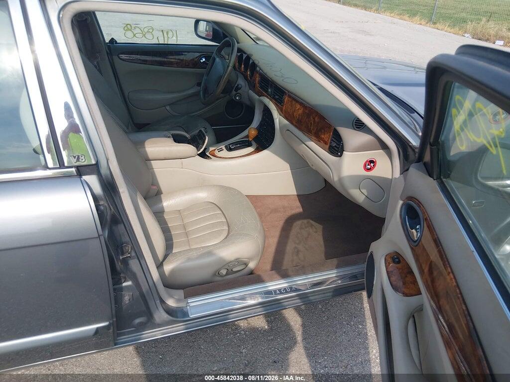 SAJDA14C82LF44969 2002 JAGUAR XJ8 photo no. 5