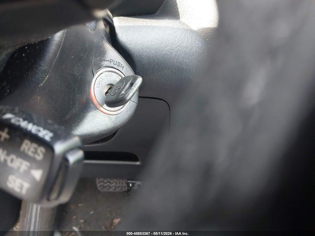 JTEHD20V140023190 2004 TOYOTA RAV4 photo no. 11