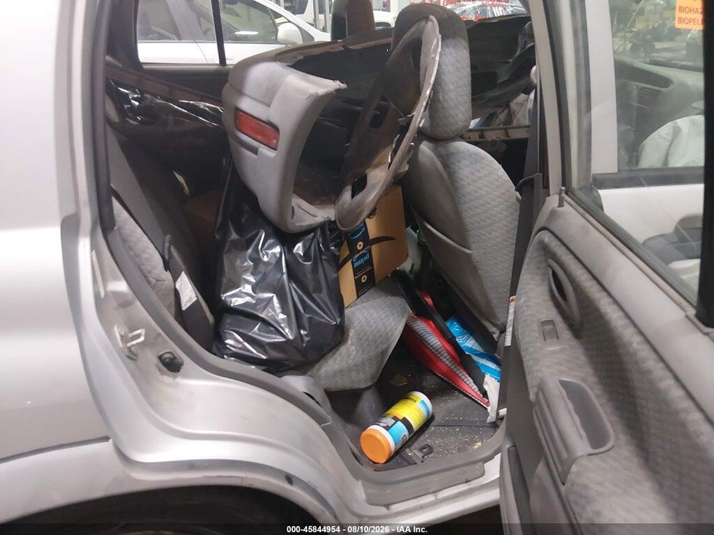 2S3TE62V346104698 2004 SUZUKI VITARA V6 photo no. 8