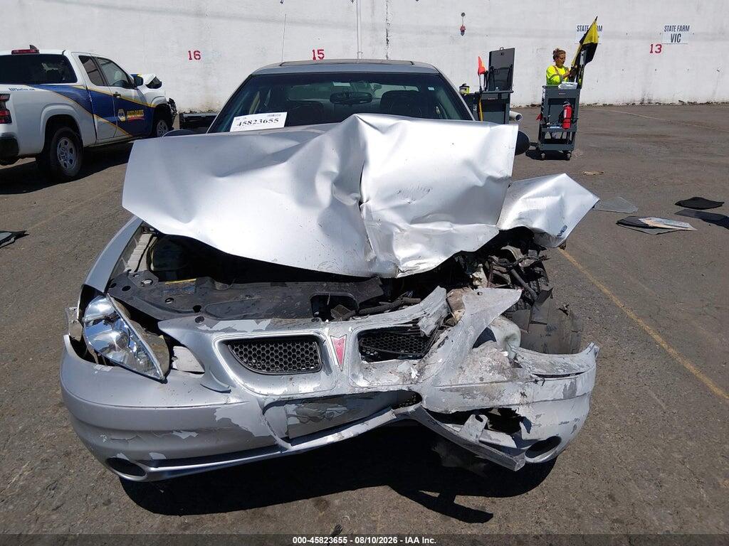 1G2NF52EX4M528772 2004 PONTIAC GRAND AM photo no. 11