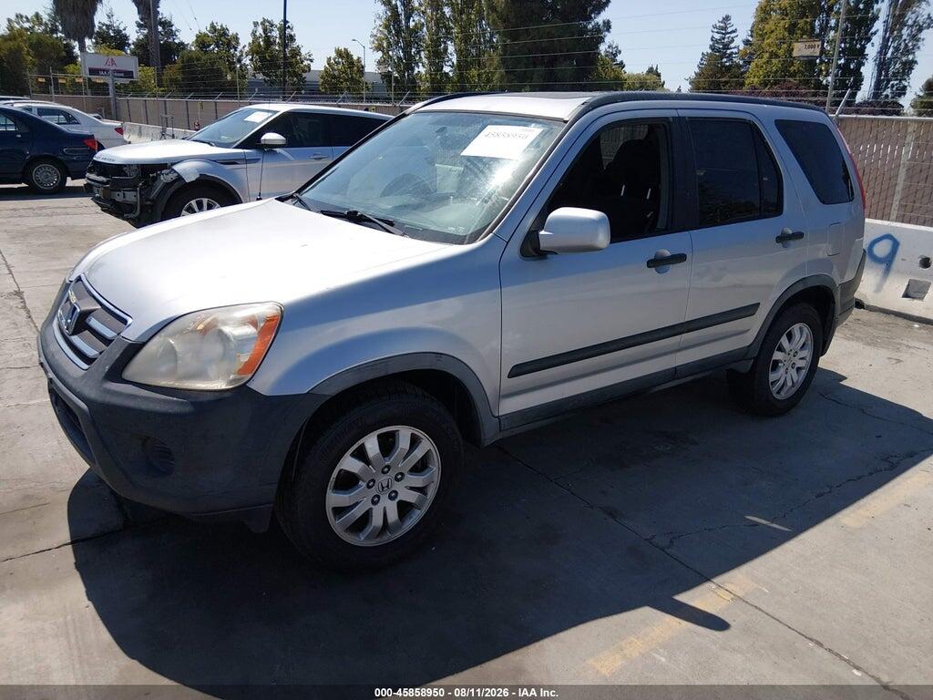 JHLRD78845C060046 2005 HONDA CR-V photo no. 2