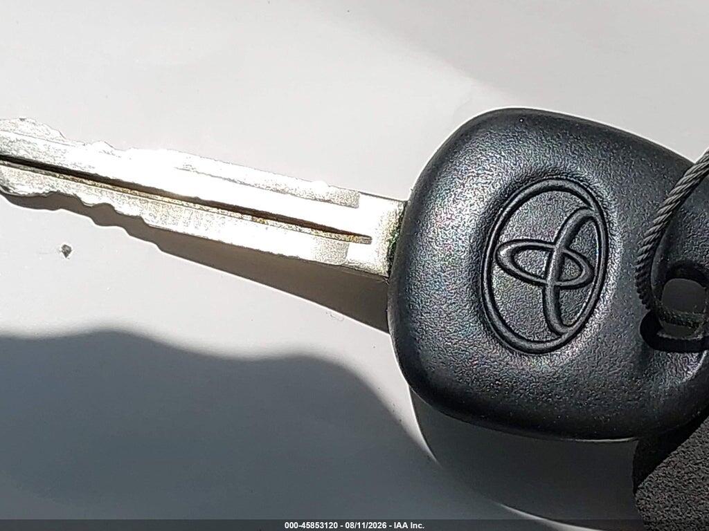 JTEGP21A650074040 2005 TOYOTA HIGHLANDER photo no. 11