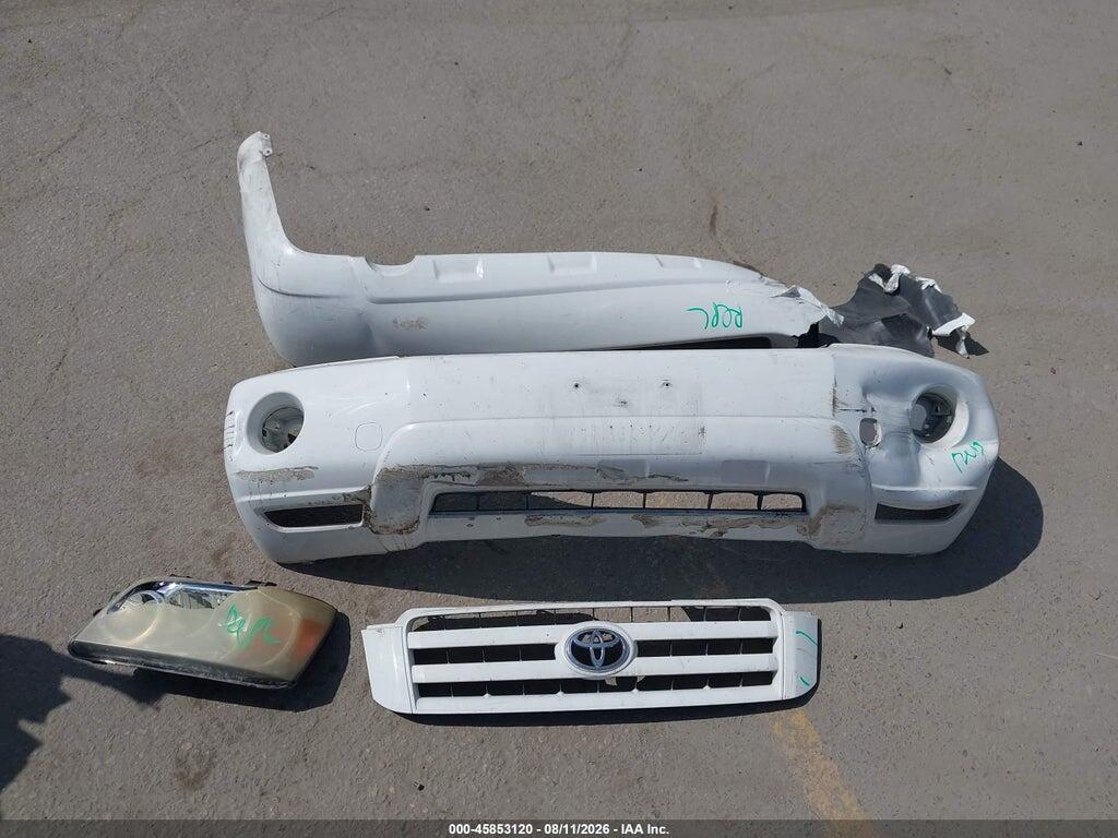 JTEGP21A650074040 2005 TOYOTA HIGHLANDER photo no. 12