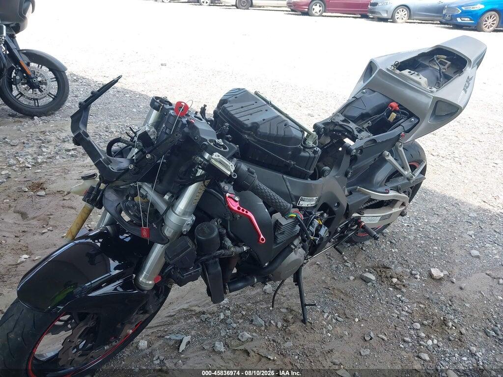 JH2SC57045M101021 2005 HONDA CBR1000 photo no. 2