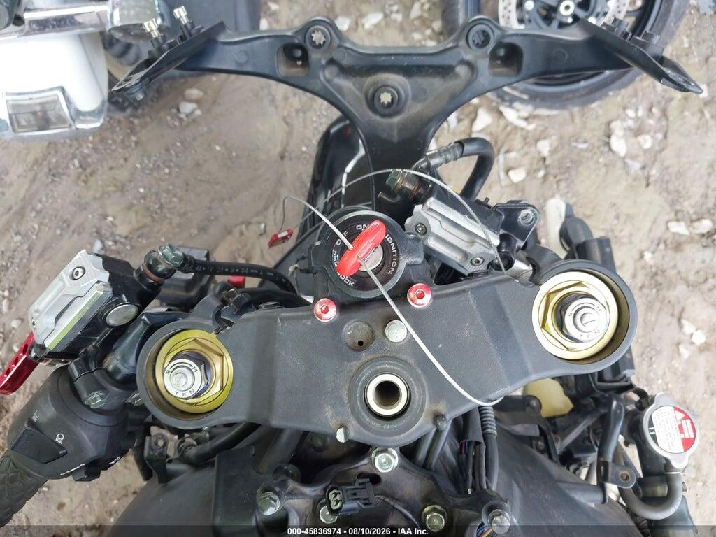 JH2SC57045M101021 2005 HONDA CBR1000 photo no. 7