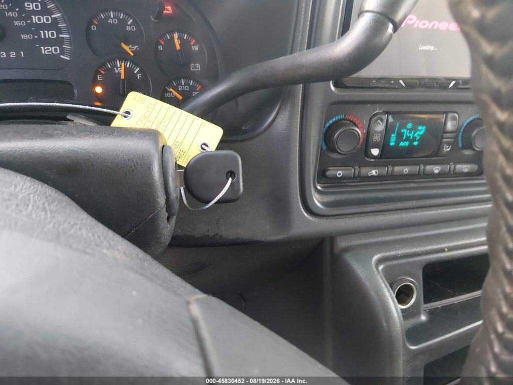 2GTEC13T851162978 2005 GMC SIERRA 1500 photo no. 11