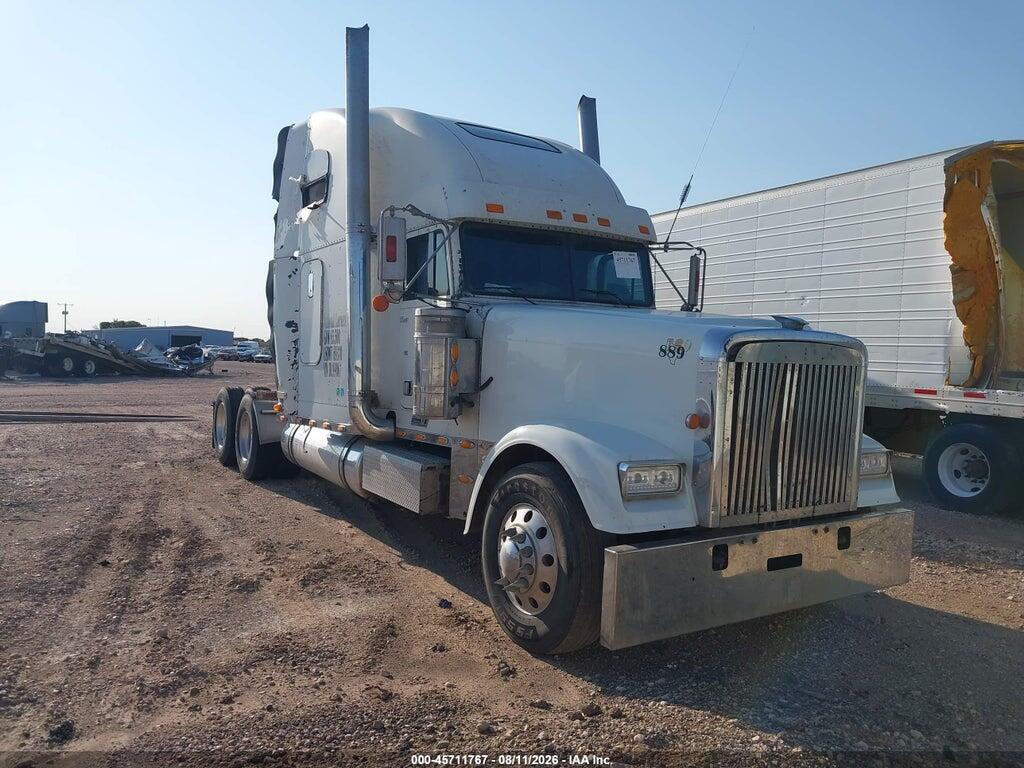1FUJAPAV65DU99061 2005 FREIGHTLINER CONVENTIONAL photo no. 1