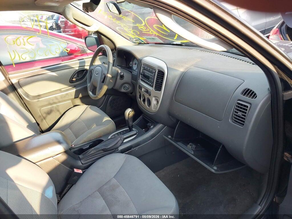 1FMCU93116KD11150 2006 FORD ESCAPE photo no. 5