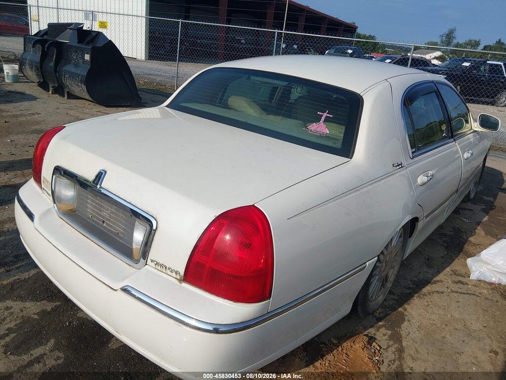1LNHM82W86Y628563 2006 LINCOLN TOWN CAR photo no. 4