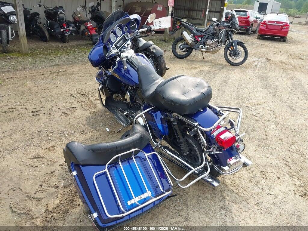 1HD1FC4167Y668516 2007 HARLEY-DAVIDSON FLHTCUI photo no. 3