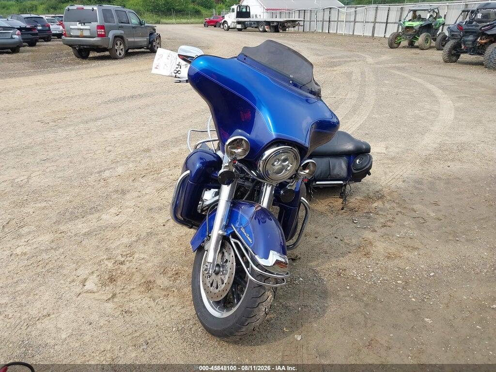 1HD1FC4167Y668516 2007 HARLEY-DAVIDSON FLHTCUI photo no. 5